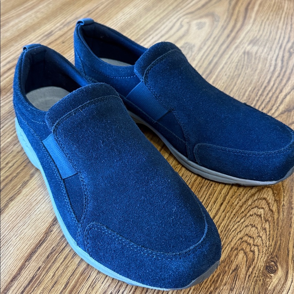 Easy Spirit Trippe Slip-On Sneakers